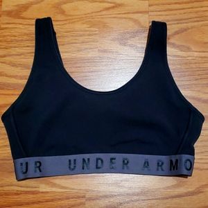 Large Women's Under Armor sports bra
